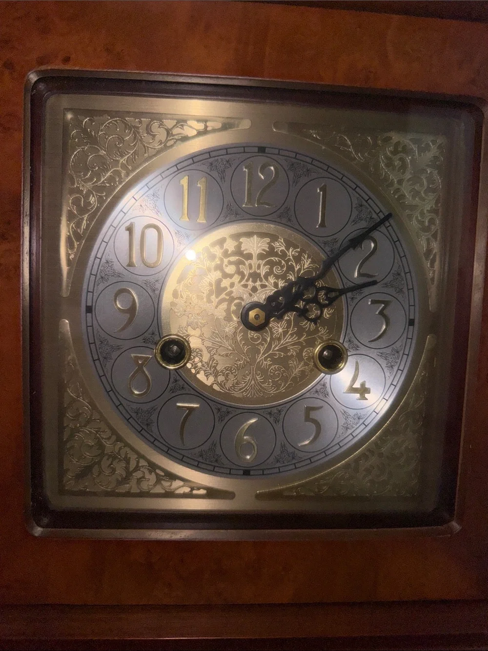 Classic Wooden Mantel Clock Decor in Rich Cherry Tabletop Grandfather Clock